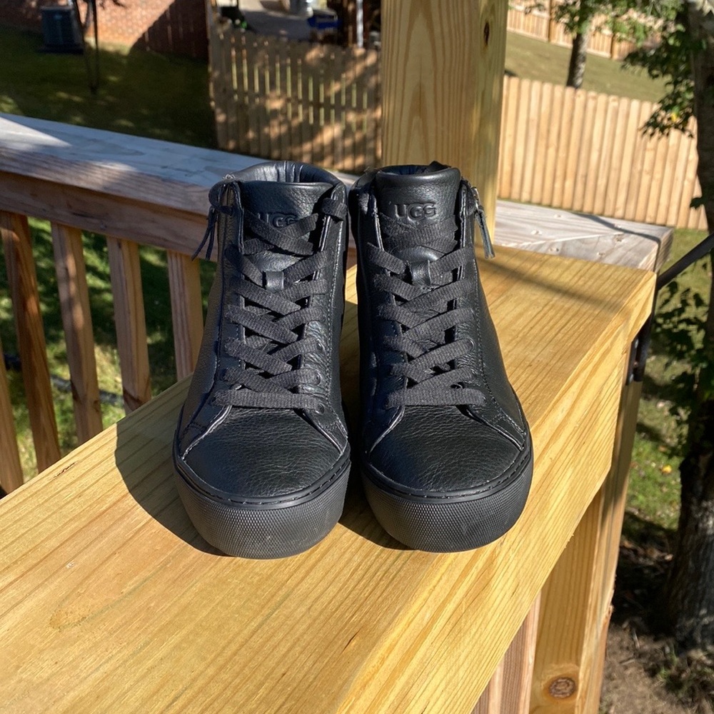 UGG - Black Leather High Top Sneakers with side zipper